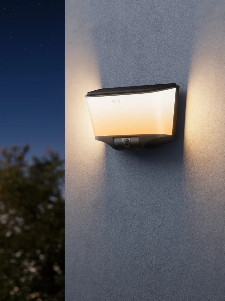 eufy Wall Light Cam S4